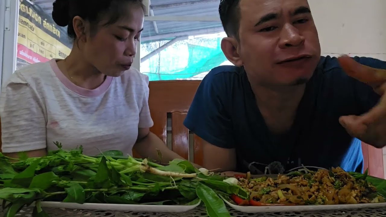 ลาบหมูแซ่บๆ