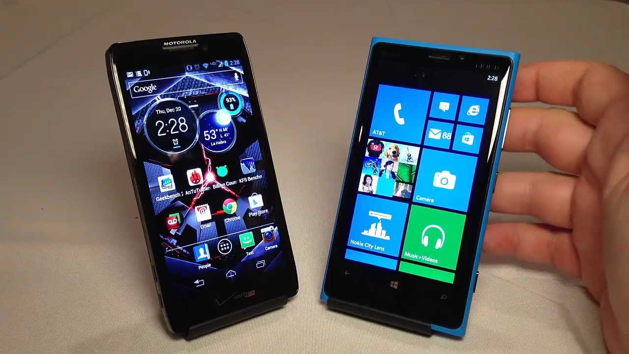 Motorola Droid Razr Maxx HD vs. Nokia Lumia 920 Review