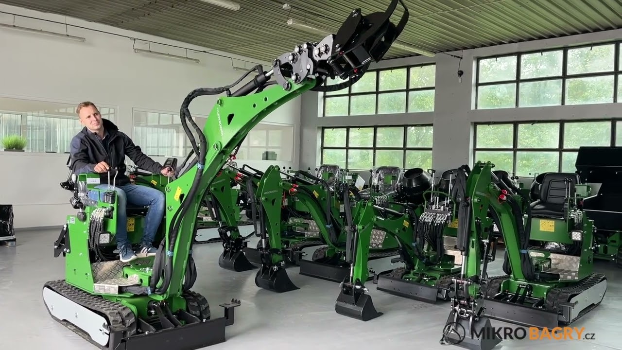 Minibagr MPT 82 1500 a hydraulické kleště
