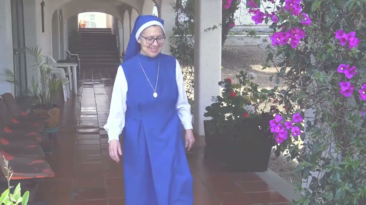 Quincuagésimo primer aniversario Virgo Fidelis, 25 marzo , M. Mónica Veraza, VF, Superiora General.