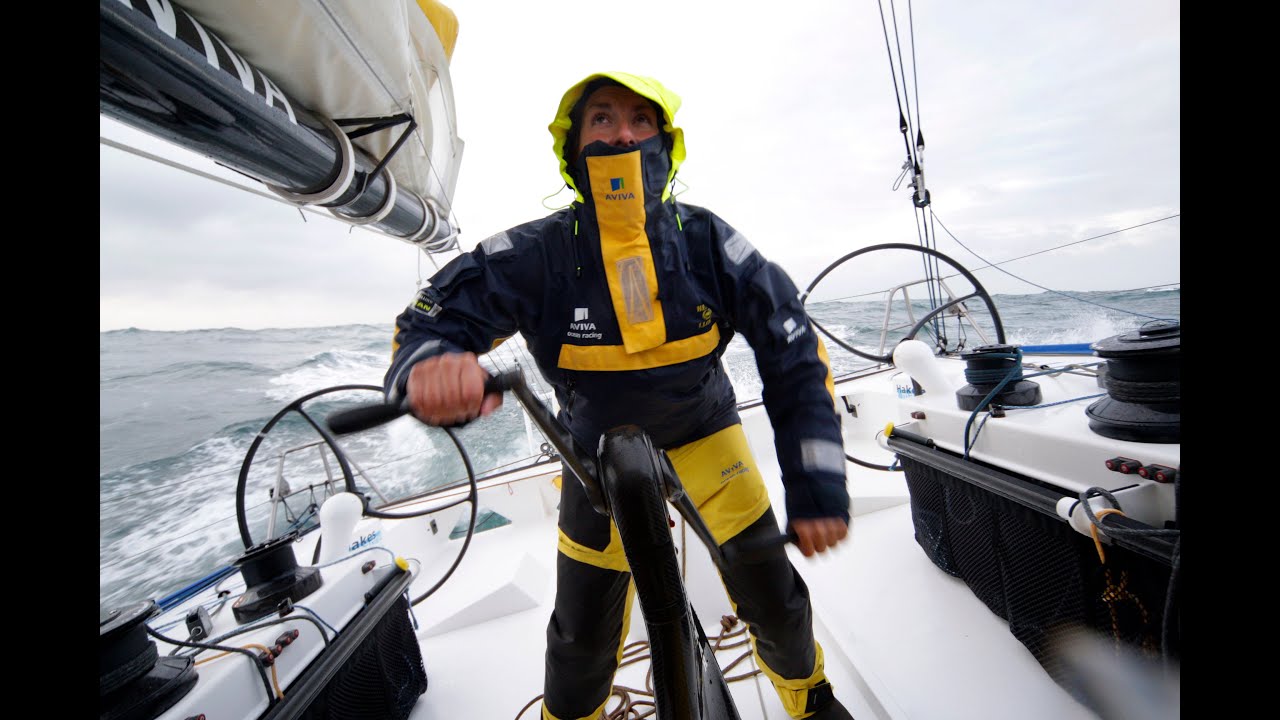 DEE CAFFARI - SOLO SAILING WORLD RECORD HOLDER