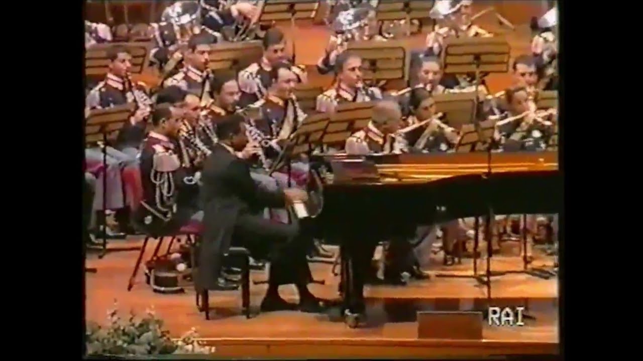 G.Gershwin :"Rhapsody in blue" - Leon Bates ,Pianoforte - Banda della Polizia di Stato