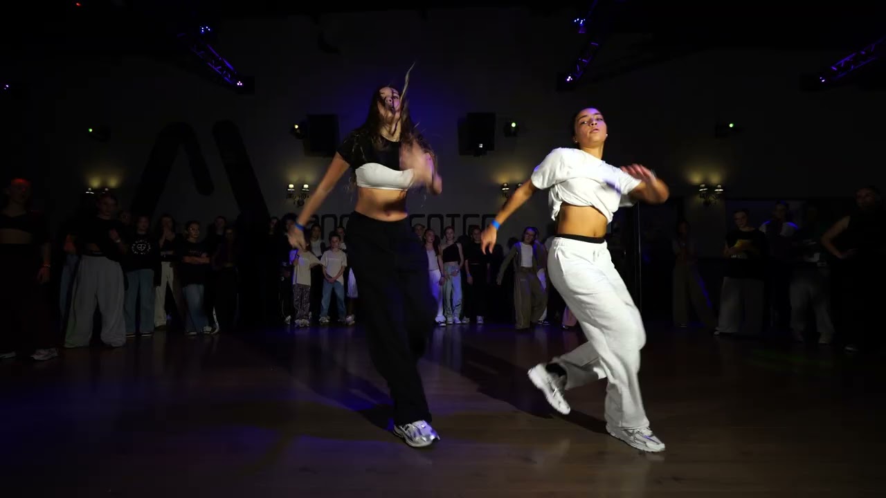 SABRINA LONIS - Stage Street Commercial - 18/10/25