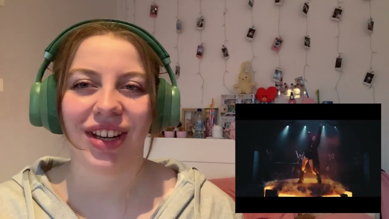 *obsessed is an understatement*  LISA - FUTW (vixi solo version) / reaction