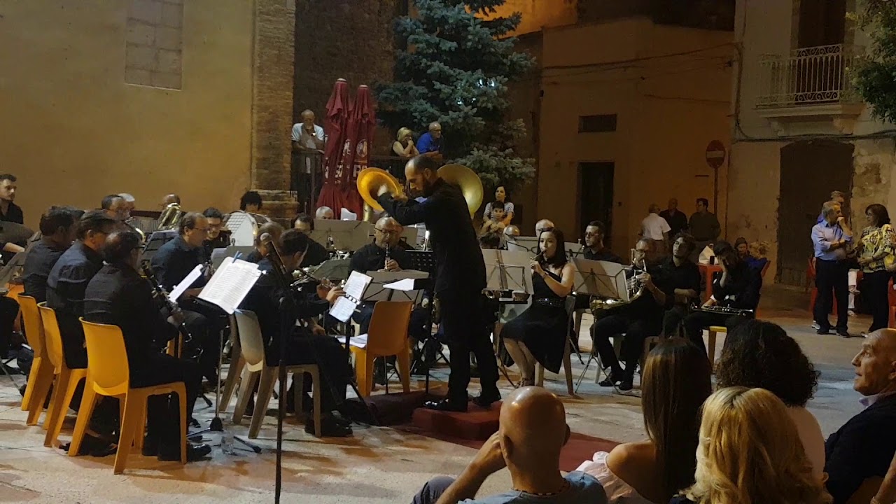 La vedova allegra (selezione) - F. Lehár - Banda Città di Miglionico - dir.Angelo Manzara