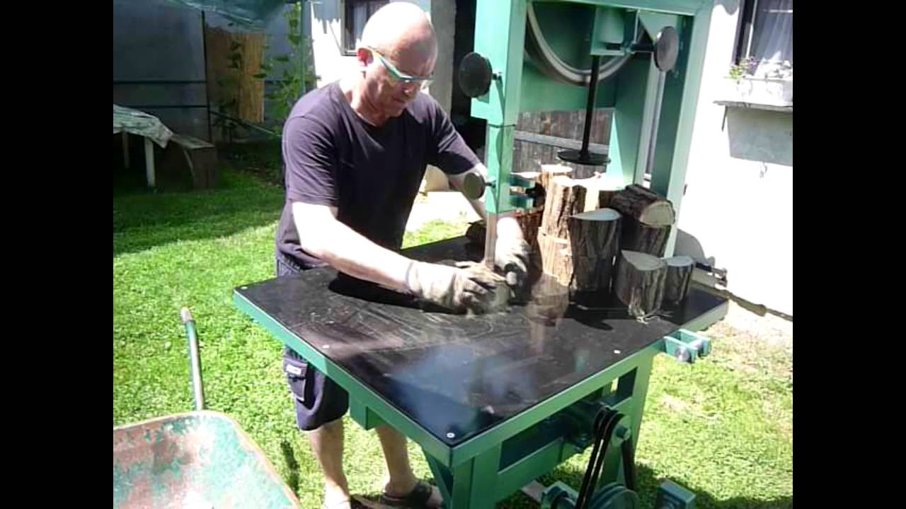 Homemade Bandsaw in action