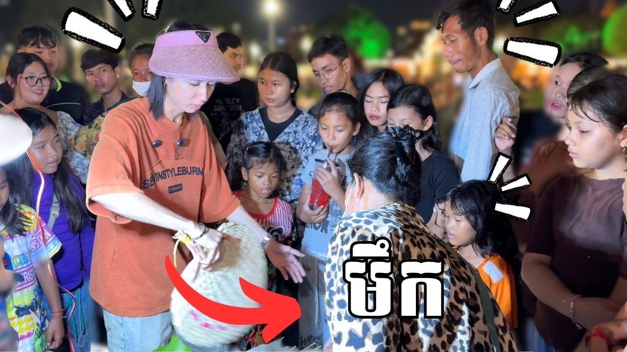ប្រែខ្លួនជាអ្នកលក់មឹក 1 ថ្ងៃ!!🤣🦑🐙