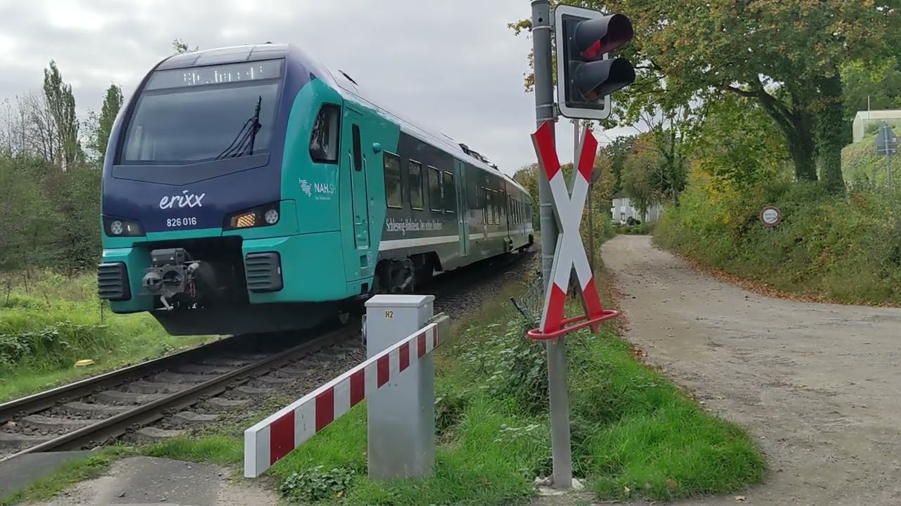 Stadler Flirt Akku Triebwagen in der Holsteinischen Schweiz zwischen Bad Malente-Gremsmühlen u. Plön