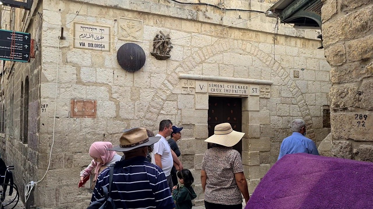 VIA DOLOROSA STREET: 14 Stations of the Cross, JERUSALEM (Virtual Tour)