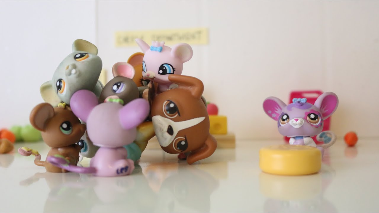 LPS: Brawl at the Cheese Department 🧀 (FUNNY SKIT)