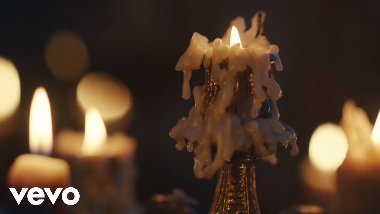 Halsey - Ya'aburnee (Visualizer)