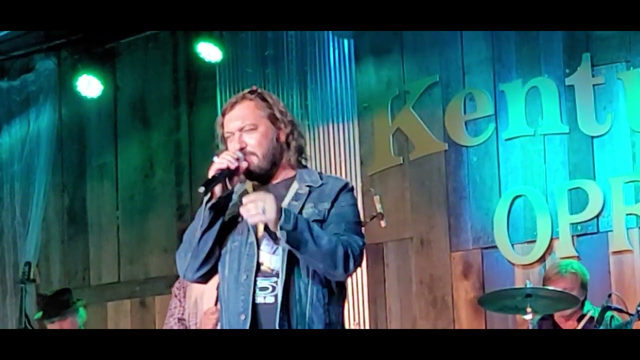 Aaron McCune singing with William Lee Golden & sons
