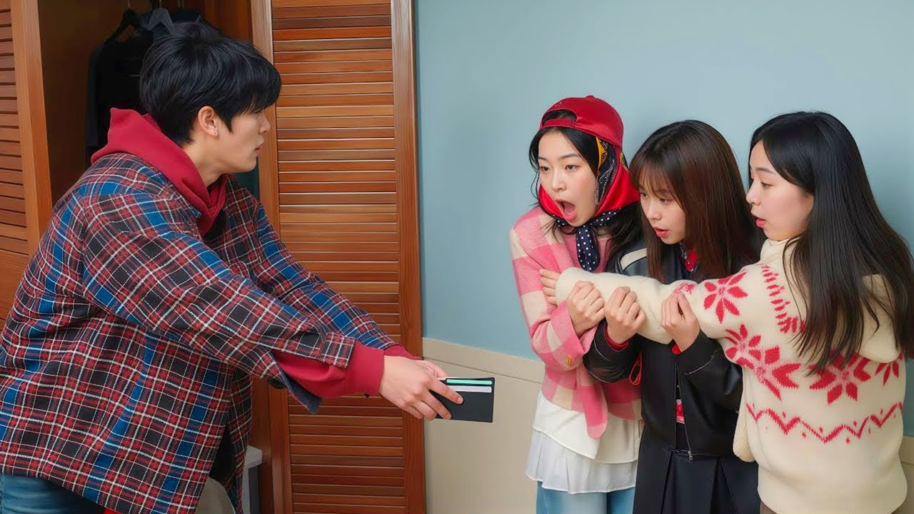 A K-Pop Idol Boy Came To Her School Later She Find Out He Stay In Her House Then She..❤️