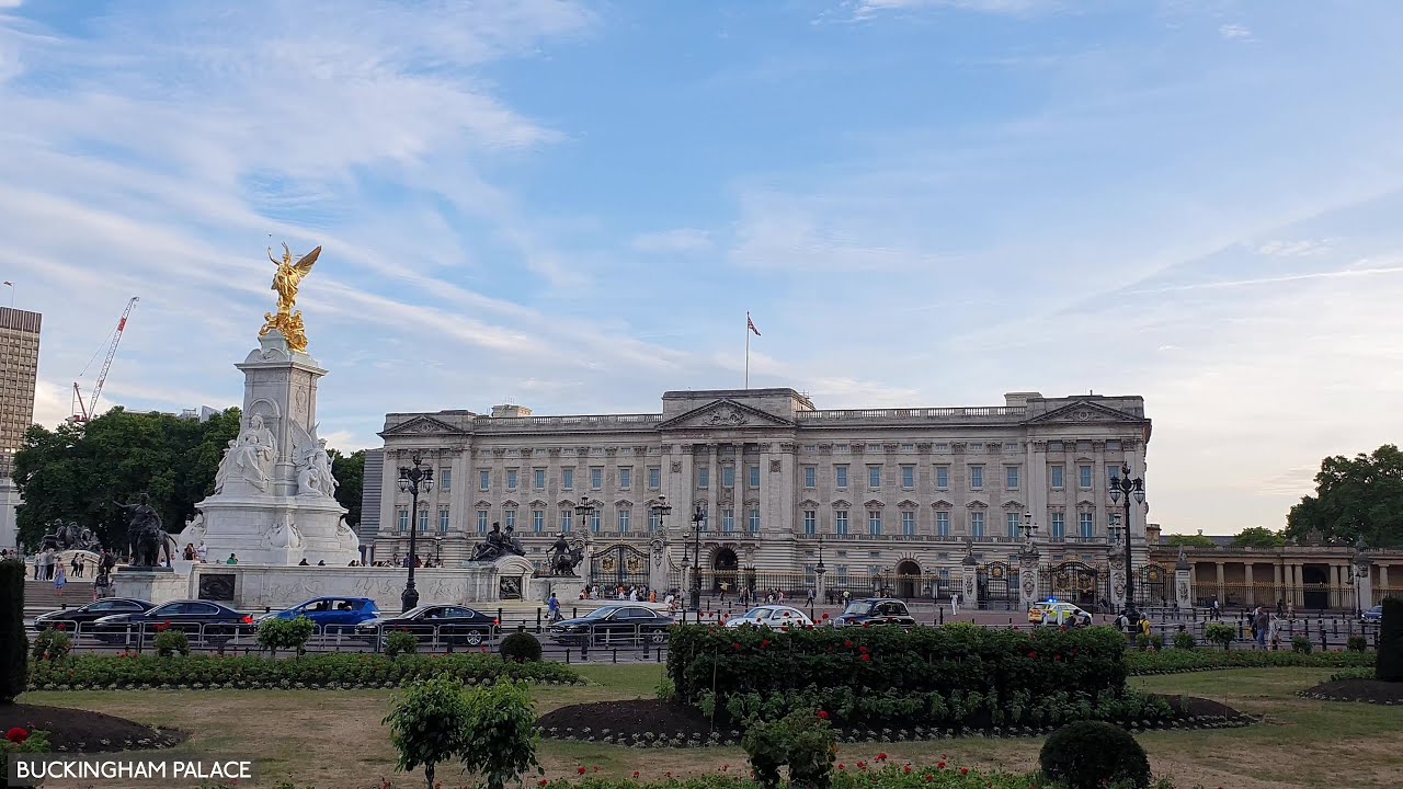 Baker, Oxford and Regent Streets, Picadilly, Buckingham Palace, Walk Tour - City of Westminster