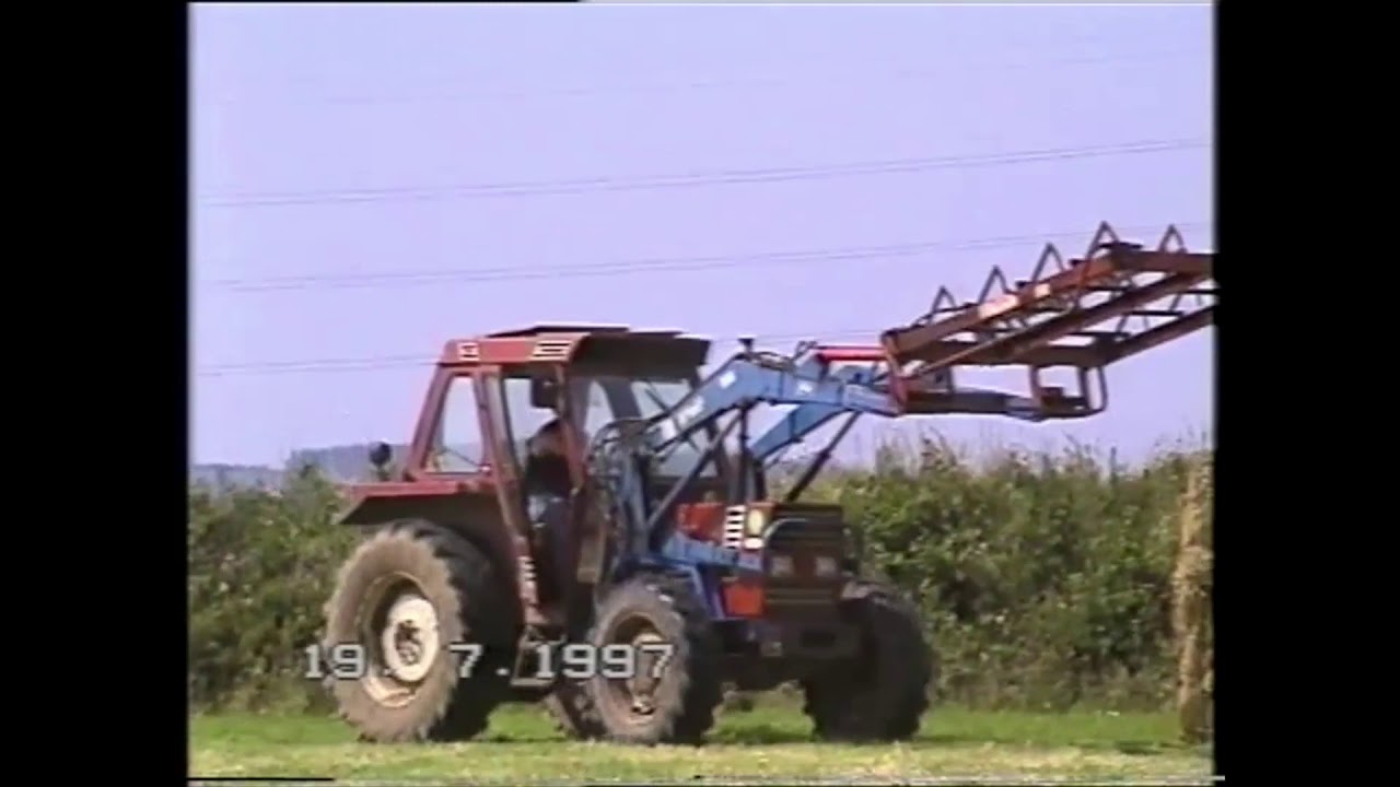 Fiat 880/5 Baling Hay with the Fiat 680 Stacking