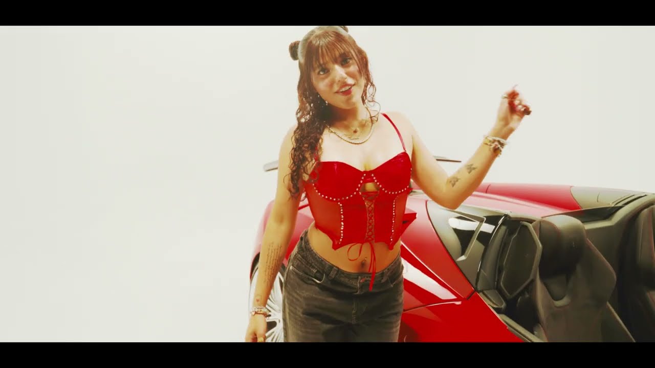 Tony Tapes & SARA LU - TIENES GANAS (Video Oficial)