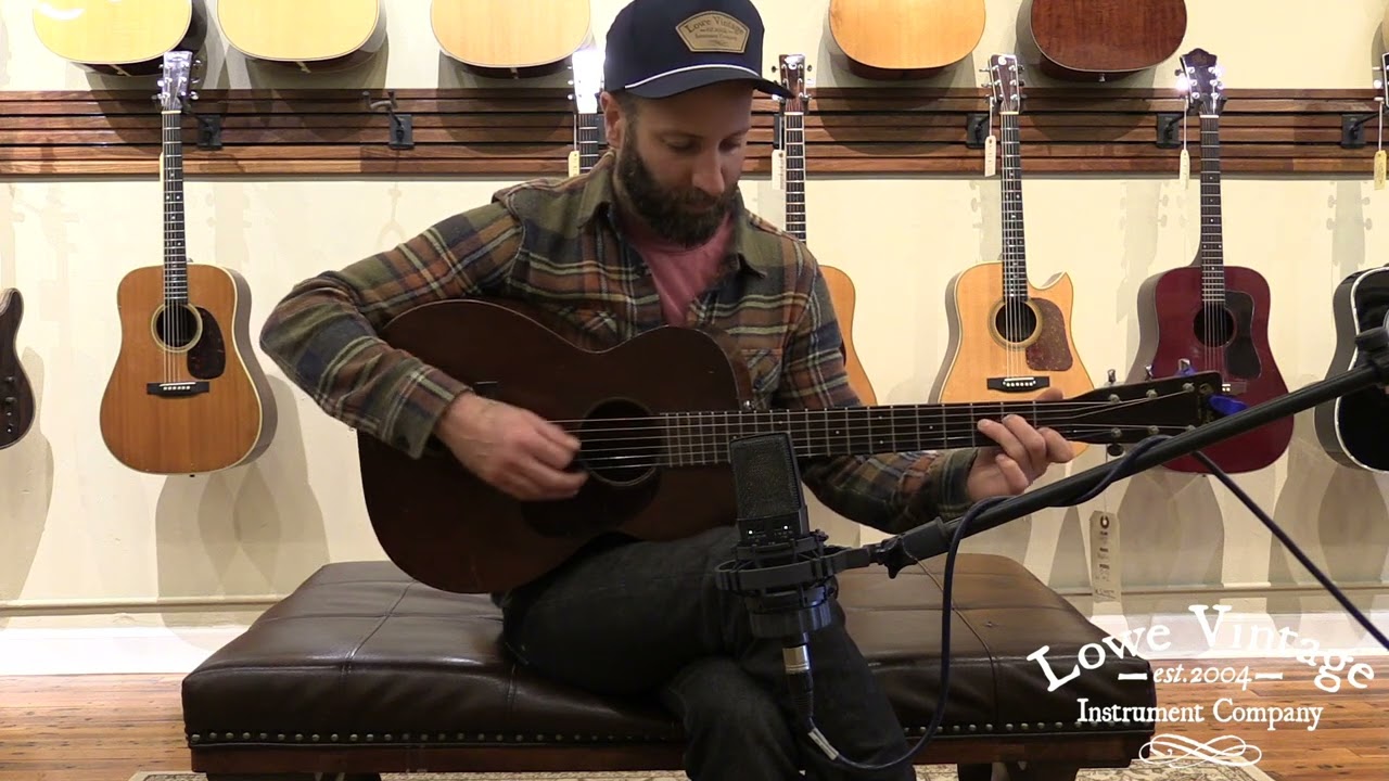 1935 Martin 0-17 at Lowe Vintage