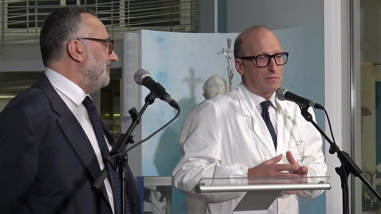 Papa Francesco, i medici: 