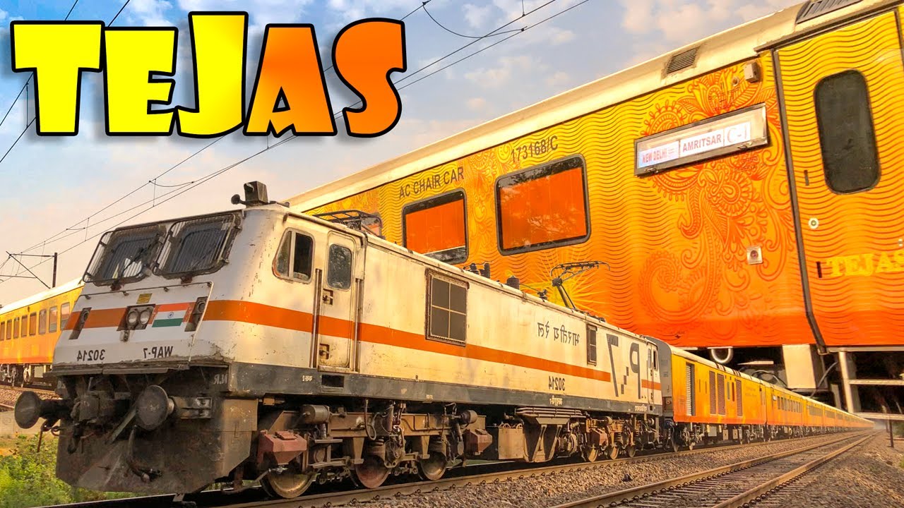 TEJAS EXPRESS coaches with AMRITSAR SHATABDI EXPRESS / 2nd Trial Run