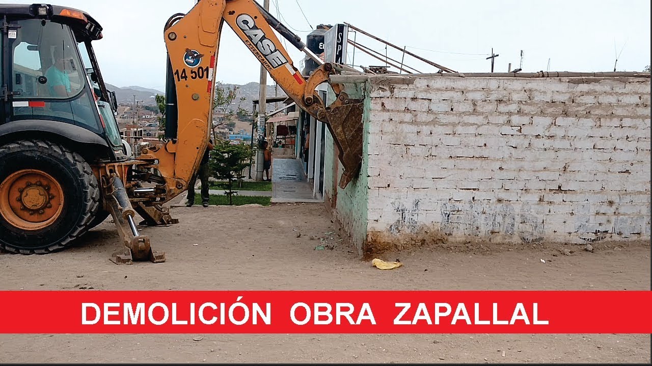 Demolici&oacute;n con Retro excavadora Obra: Zapallal - Grupo Edificad