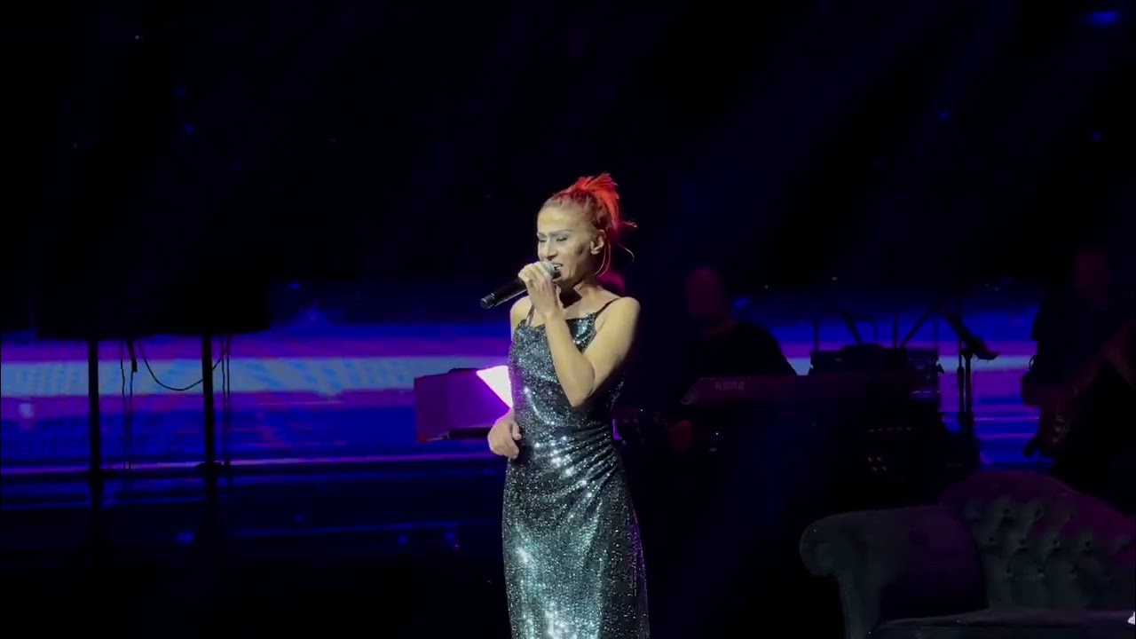 Yıldız Tilbe - Sevdanın tadı (Canlı konser kaydı)