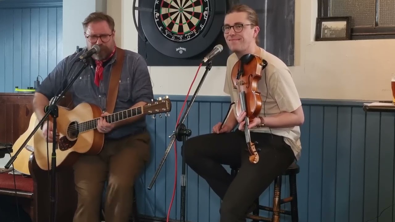 Down By The Riverside | Pistol Pete Wearn & Olly Parry