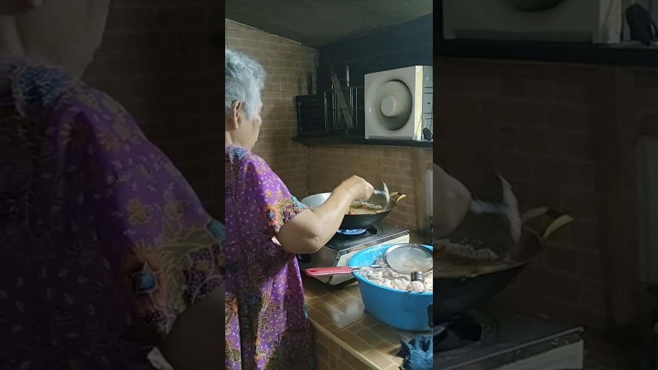 ย่าแดงทำกับข้าวตอนทำบุญในวันเกิดพี่เป้ ตั้งแต่วันที่แล้ว