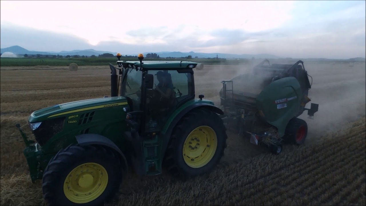 Pressage de paille 2019 avec nouvelle Fendt 4180V Xtra Cut et John Deere 6150R
