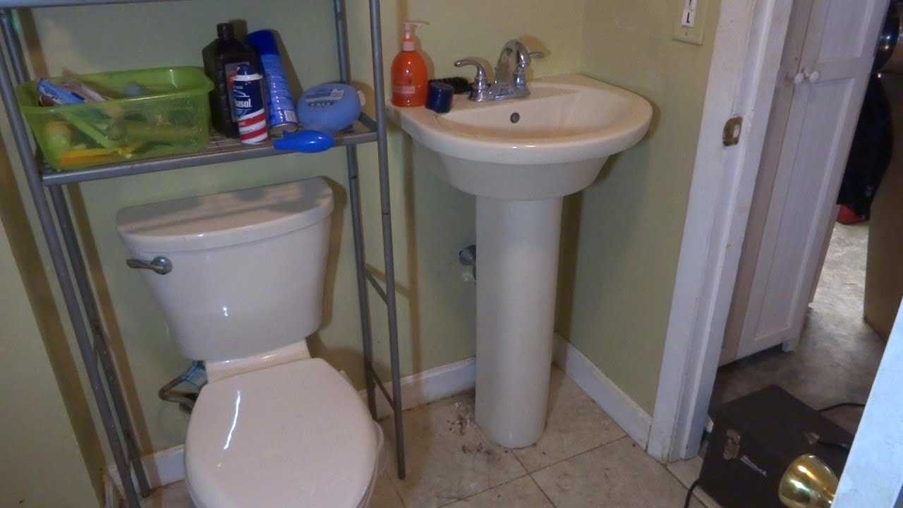 BAD DRAIN LEAK ON PEDESTAL SINK