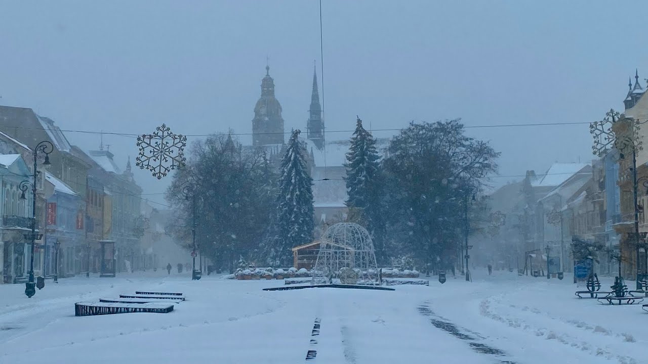Winter in Košice, Slovakia ❄️🇸🇰| 4K