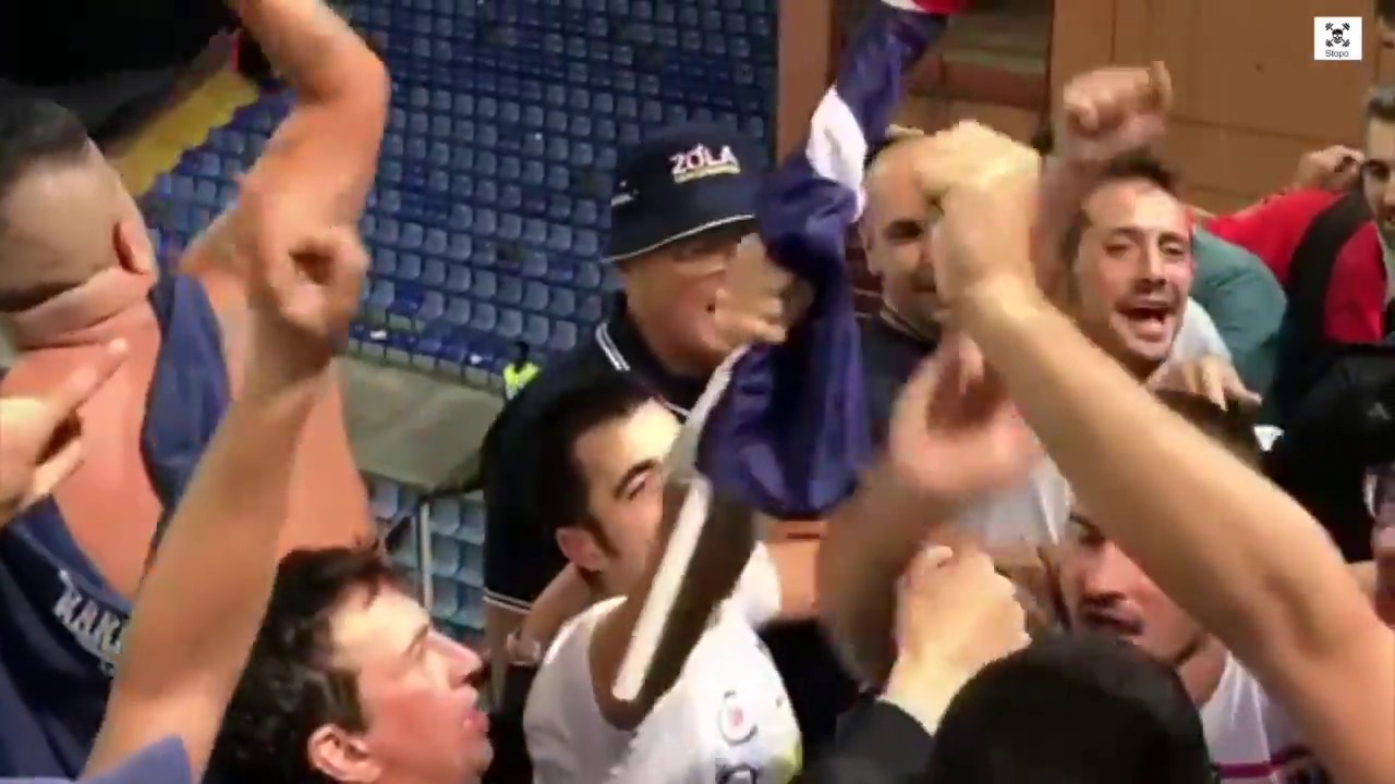 HIT! Bologna fans singing Despacito in Bologna style after the game against Genoa (30.09.17)