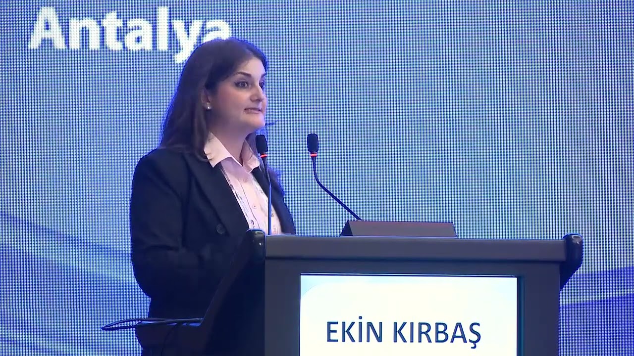 UZMANIYLA TARTIŞALIM  Üriner Bilmece  Enfeksiyon mu  Kontaminasyon mu  003