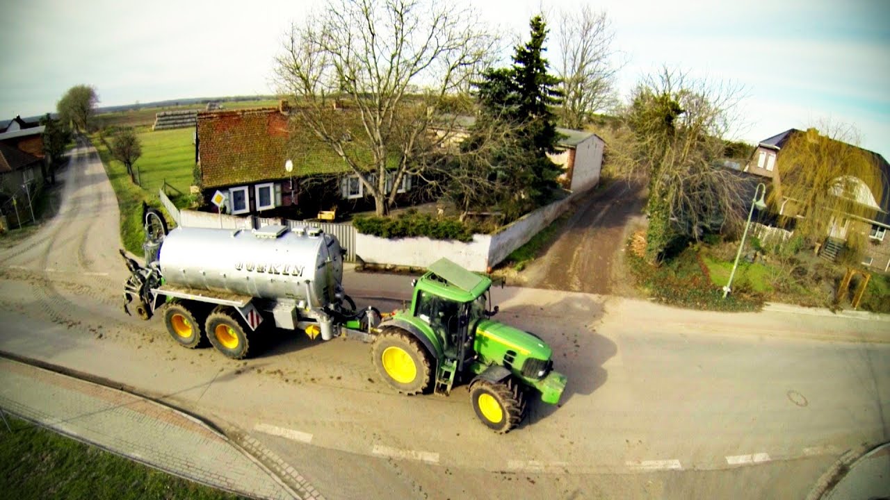 Ich und mein Pony 2.0 - Joskin 18000 & Terraflex 2 am JD 7530P - G&auml;rreste ausbringen 2014