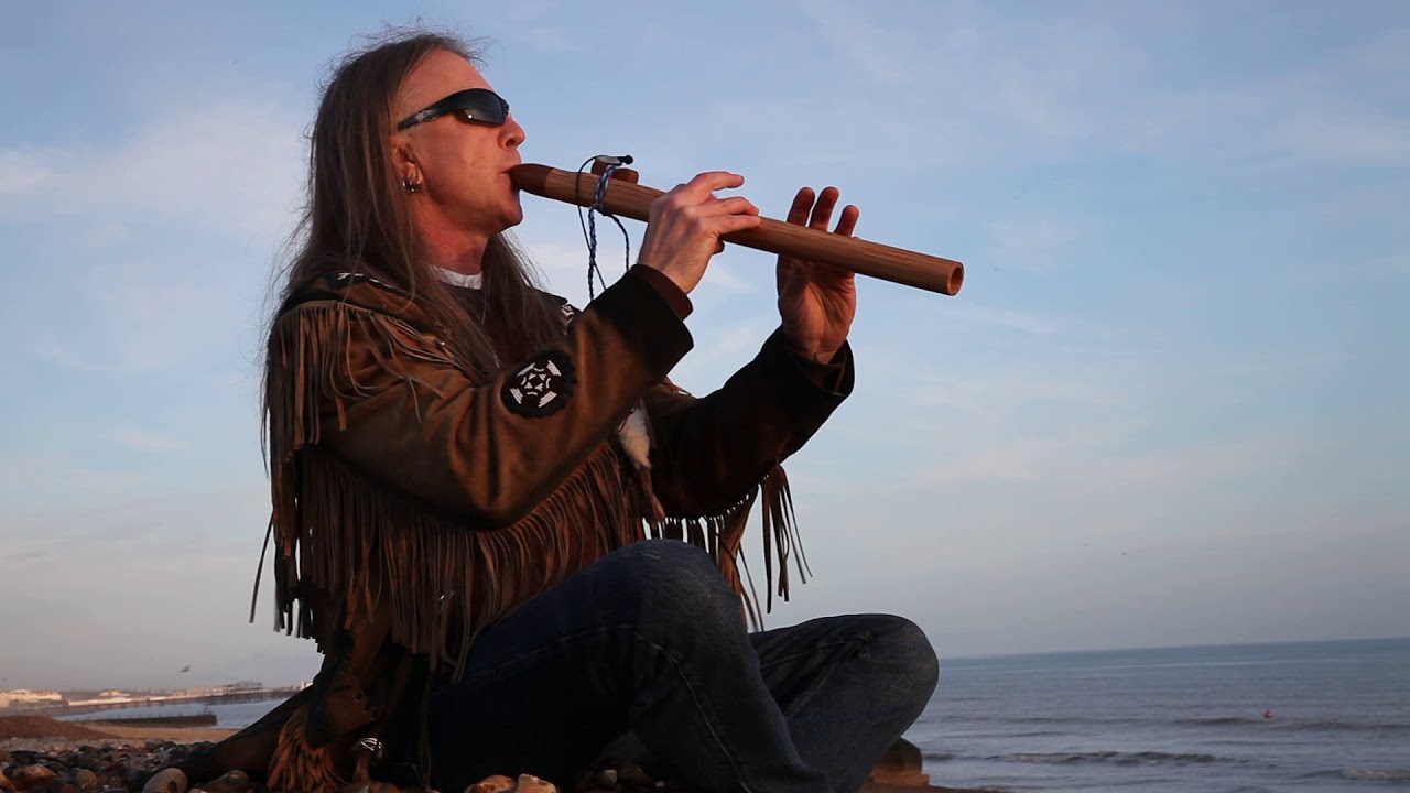 Red Kite Flutes played by Cloudsong- Low E
