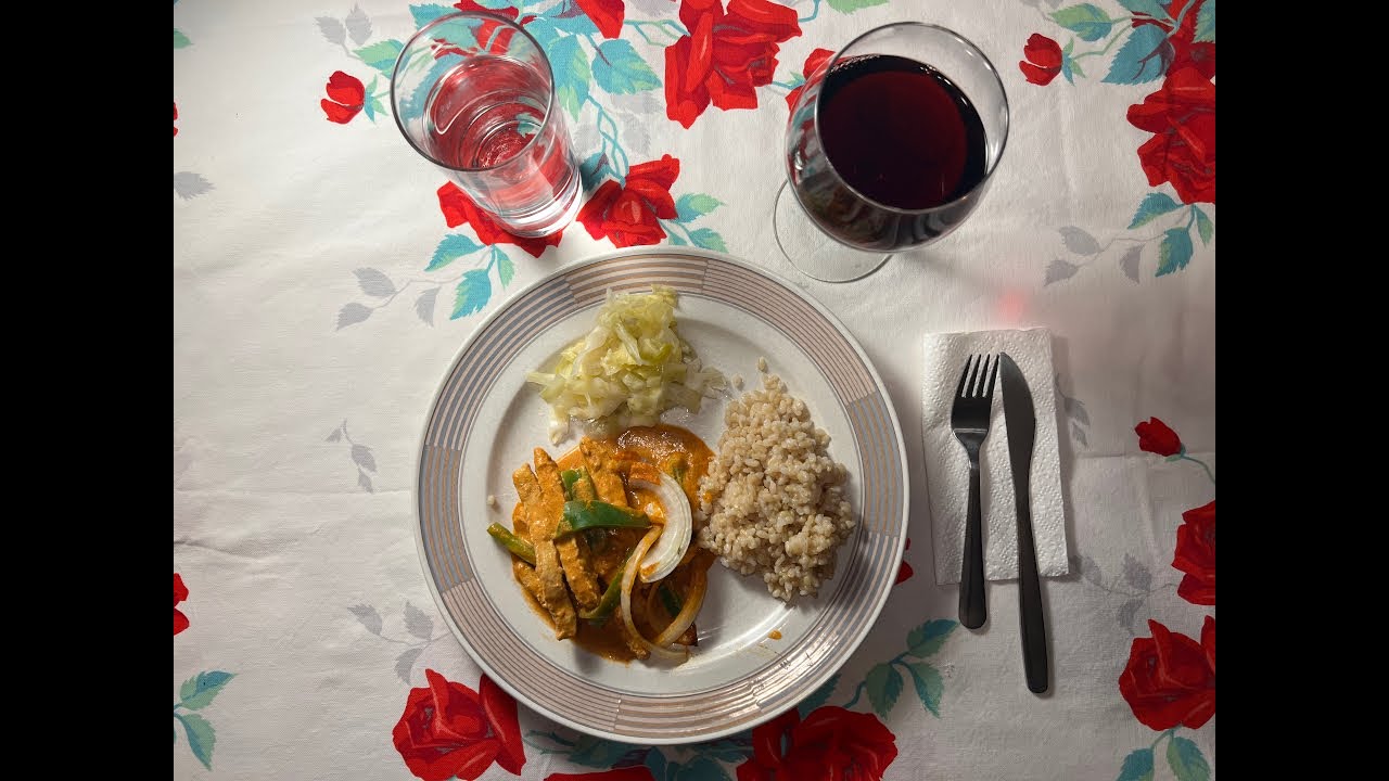 Vegan Chicken Paprikash