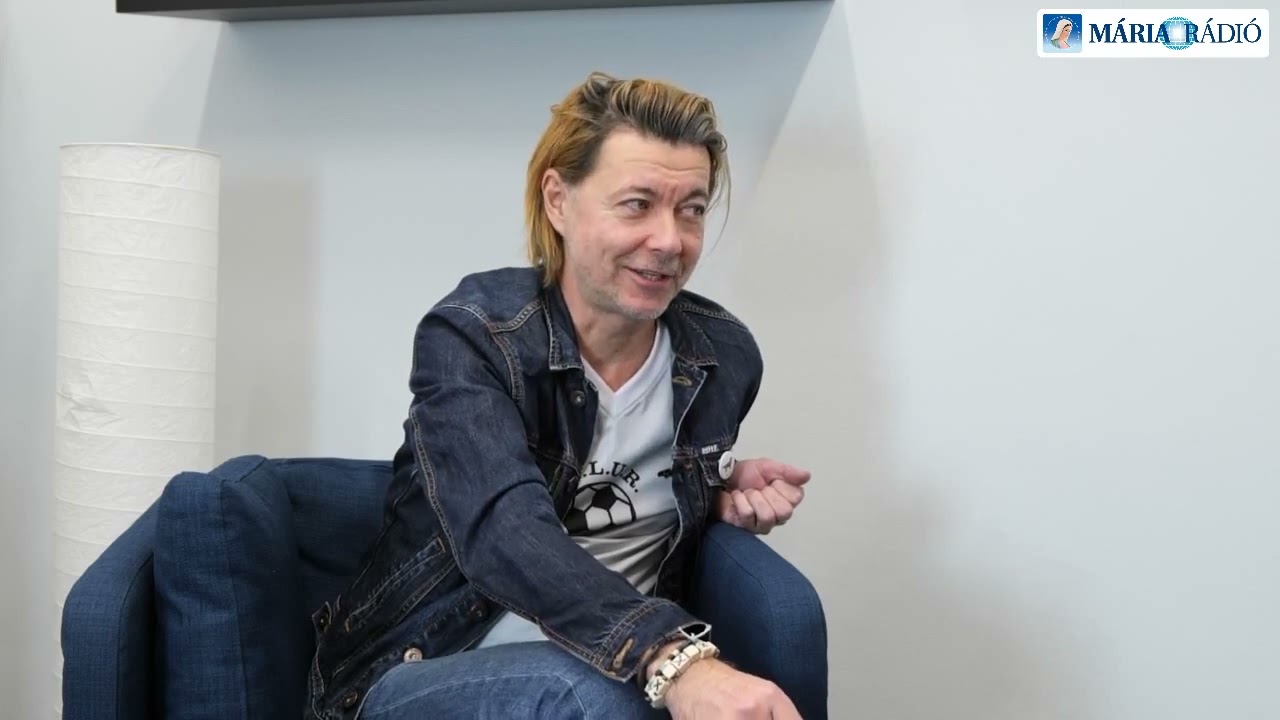 Beszélgetés Beck Zoltánnal a 30Y együttes alapítójával, az Év Szövegírója díjjal kitüntetett énekes,