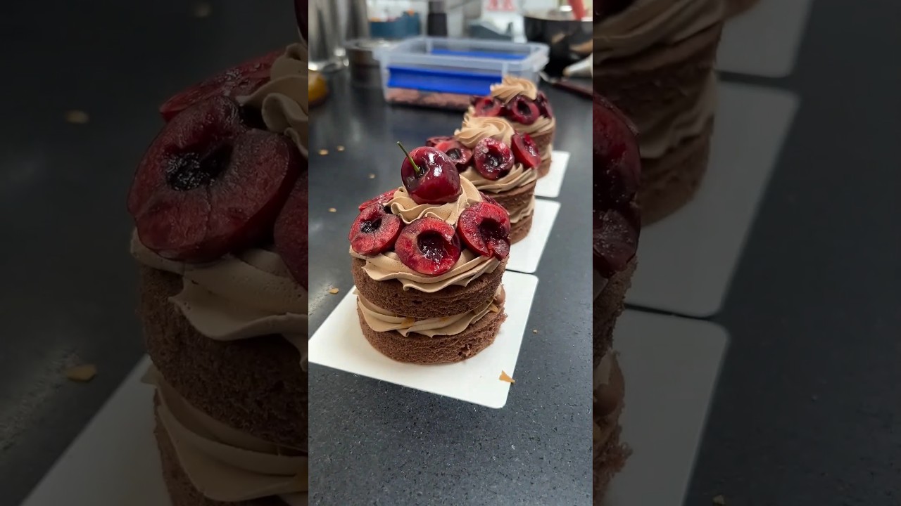 I Was Robbed on a Cake Delivery #bakerlife #cakedecorating