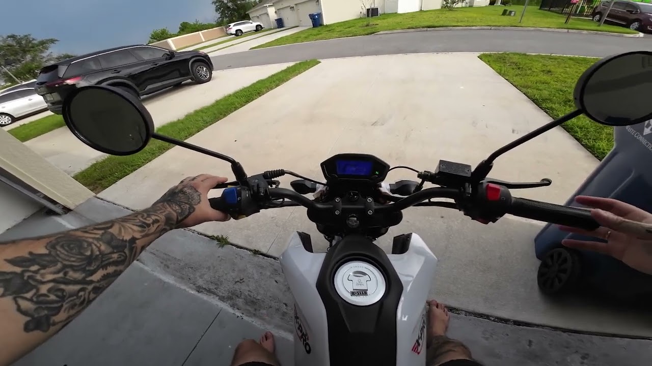 MOTO DE 1000$ NOS ESTADOS UNIDOS