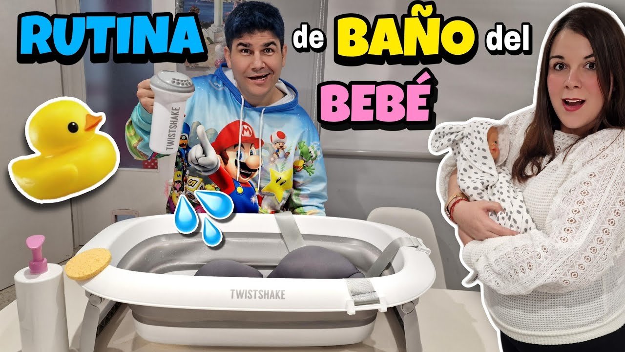 Practicando RUTINA BAÑANDO A NUESTRO BEBÉ con bañera TwistShake 🛁 Chiqui y Libi embarazados