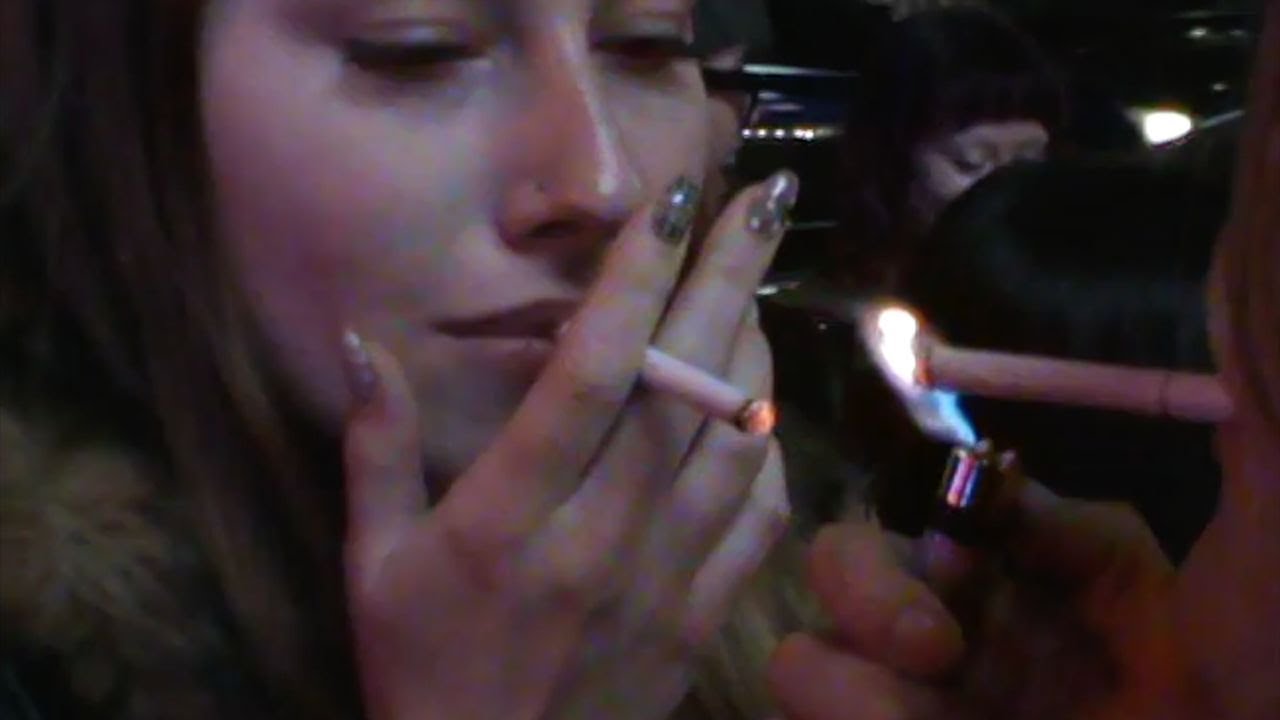 can i put u back together? it's been a long time    (camcorder vlog/ girlhood/ rainy days/ painting)