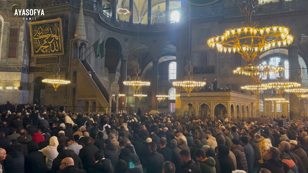 Ayasofya Müezzini Rıdvan Akbaş - Cuma Ezanı | 4K