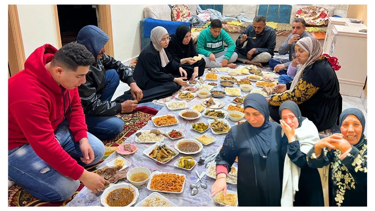 خالتنا اخت امنا جت لحد عندنا وجمعتنا كلنا وعملنا احلي اكل وكان الموضوع هيقلب بعياط بس لحقنا الموقف😍