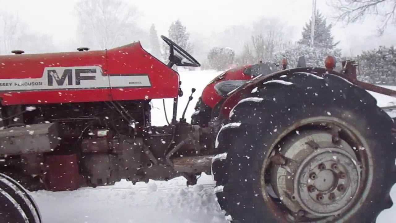cold start and plowing with the Massey Ferguson 265 part 1