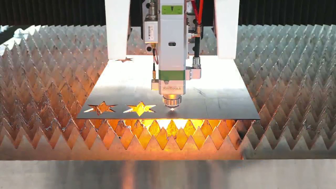 ZPG-3015E Fiber Laser Cutting Machine 1000W , 1500W , 2000W , 3000W and 4000W .