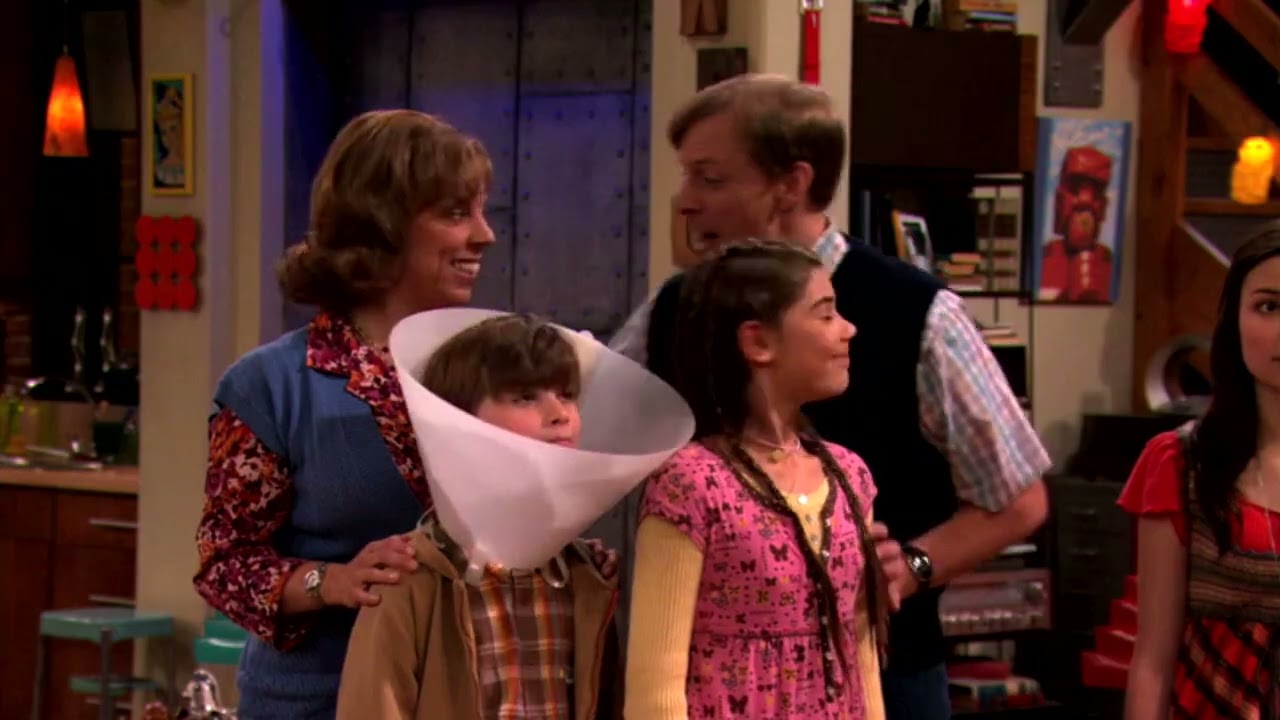 Juan Tinaquero en iCarly