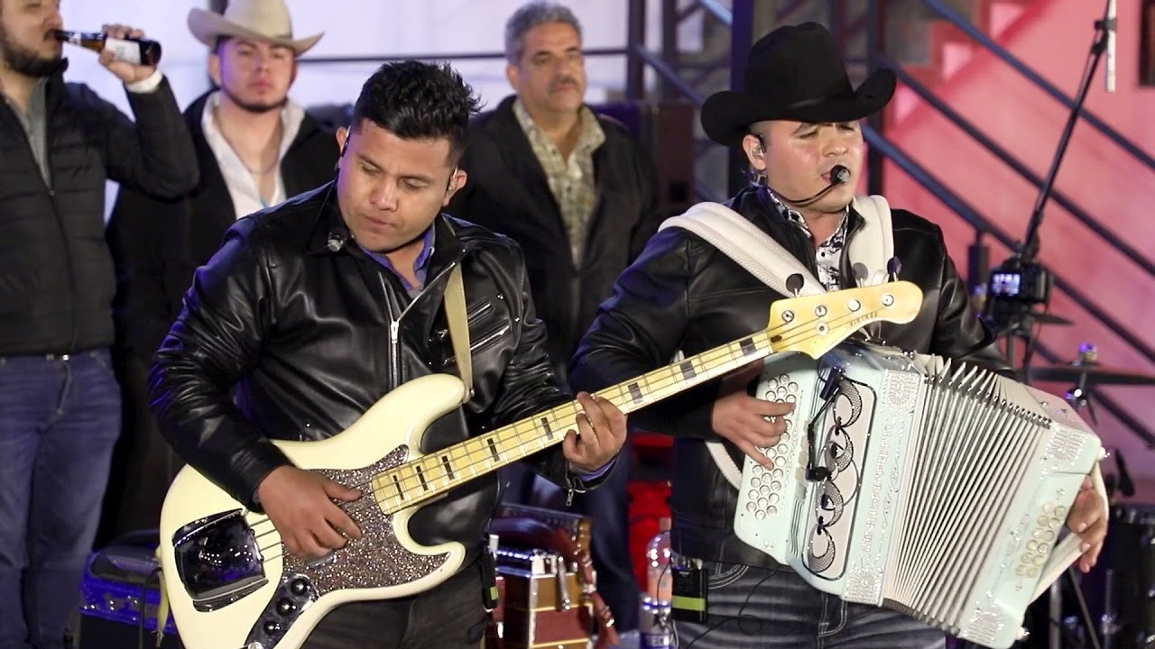 Los Tercos - ¿Cómo Estás Papá? (En vivo)