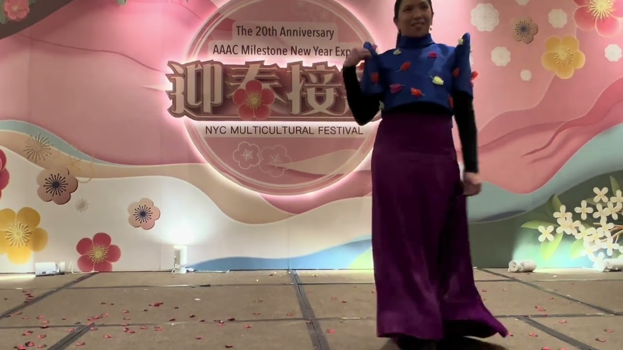 东南亚朋友们迎春接彩