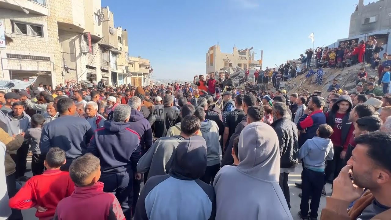 Gaza anti-war protesters also voice anger towards Hamas