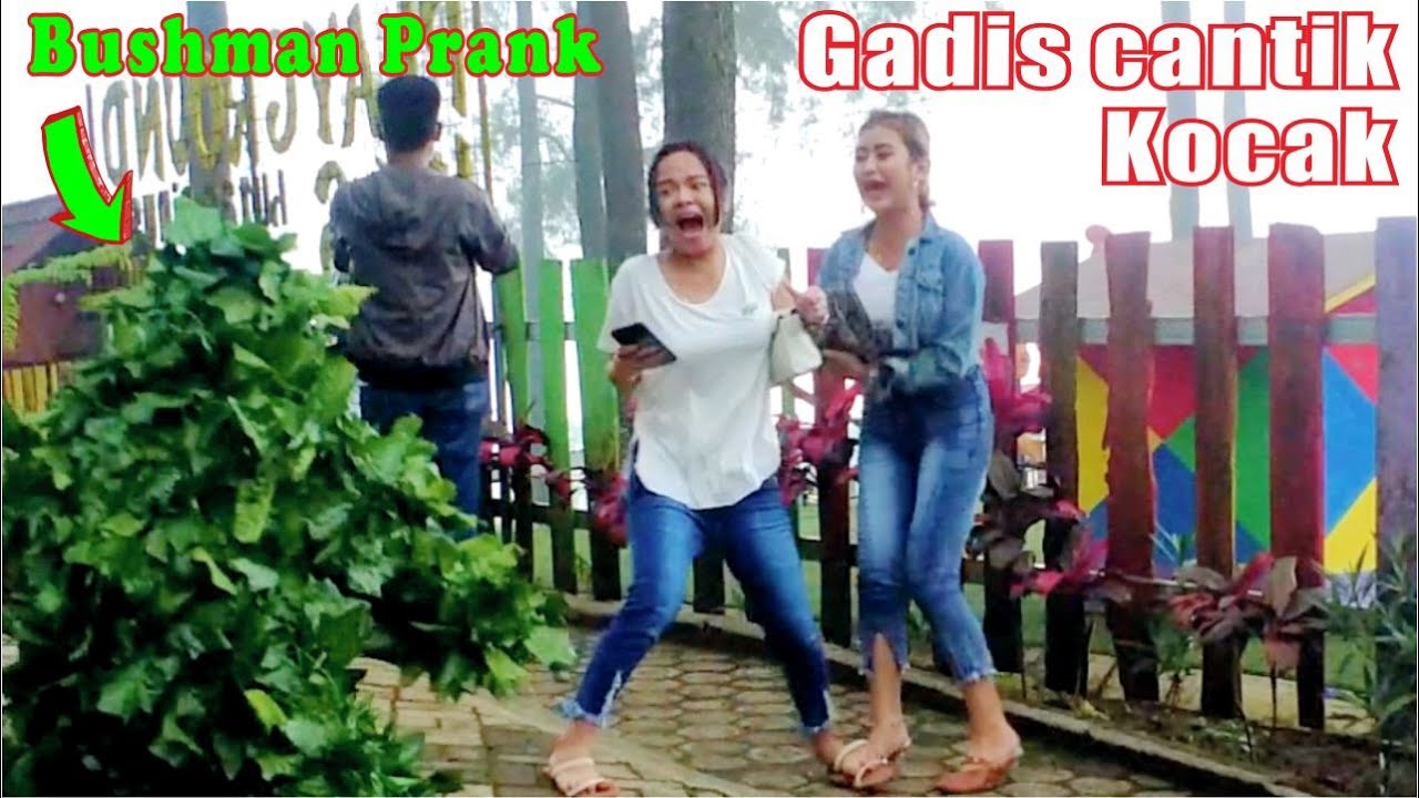 Terkejut aku.. Bushman prank super kocak