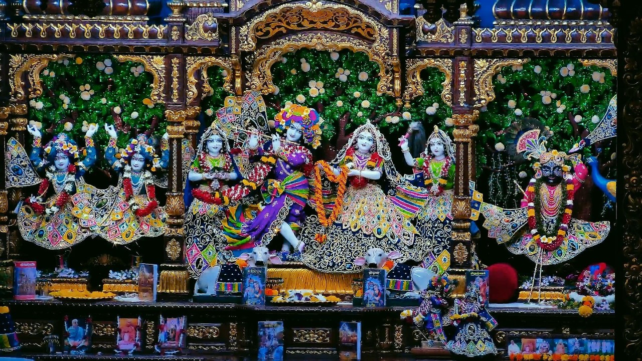 13th Feb. '26 | Sringar Aarti Darshan | Sri Sri Radha Gopinath Mandir | ISKCON Chowpatty Mumbai.